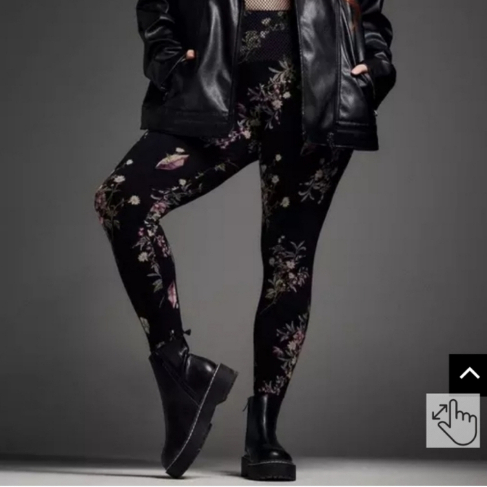 🆕️🌜NIGHTFALL FLORAL LEGGINGS - FULL LENGTH🌛